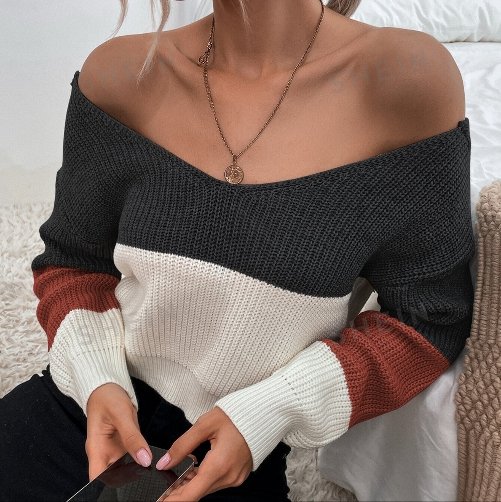 Relaxiva Off Shoulder Ribbed-knit Twist Sweater - Picture 5 of 6